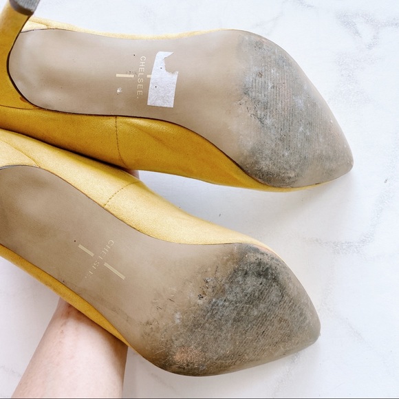 CHELSEE yellow faux suede pointy toe pumps - Picture 3 of 5